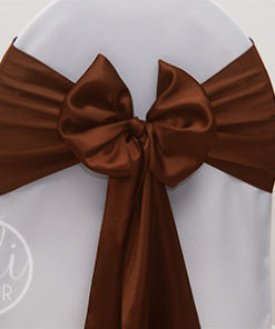 Location noeud marron chocolat satin pour housses de chaises